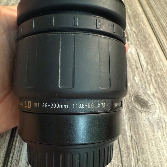Tamron AF Aspherical LD 28-200mm 1:3.8.5.6 SuperZoom Lens Works 1 Cap READ - Picture 3 of 11